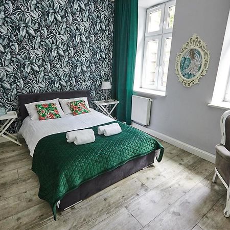 Zielony Apartament De Lux Dla 4 Osob Chorzow Katowice Екстер'єр фото