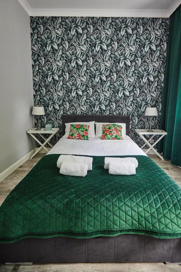 Zielony Apartament De Lux Dla 4 Osob Chorzow Katowice Екстер'єр фото