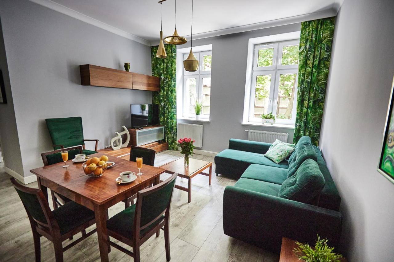 Zielony Apartament De Lux Dla 4 Osob Chorzow Katowice Екстер'єр фото